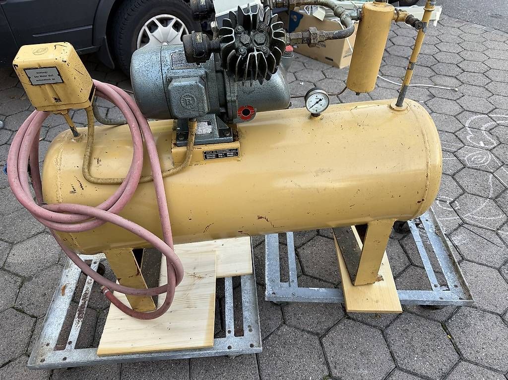 Kompressoren: Vintage / Oldtimer Werkstattkompressor – Gebraucht aus Gränichen von dom.mor 3