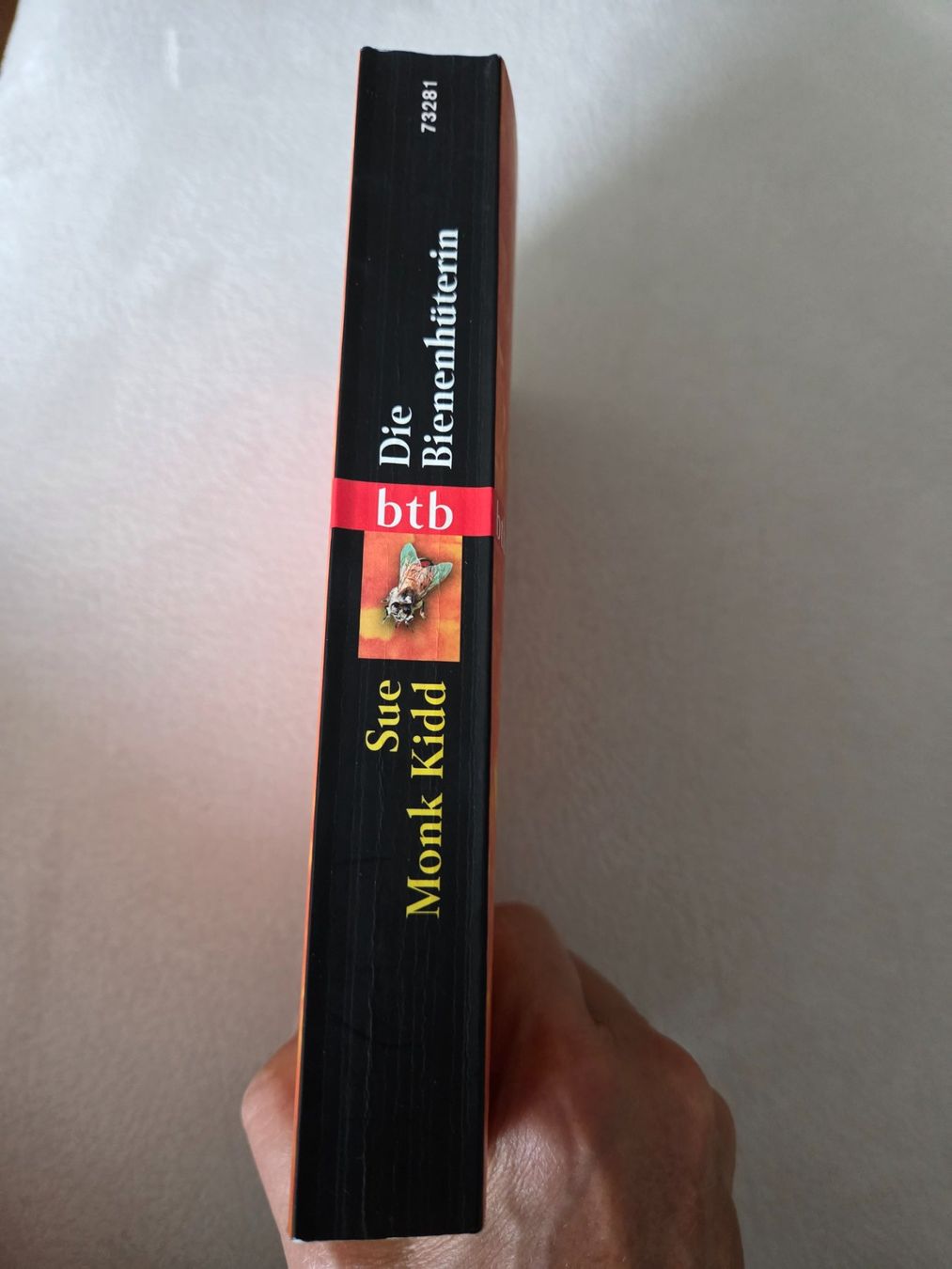 Libri: Sue Monk Kidd - Die Bienenhüterin – Usato da Bergdietikon venduto da Tanne_10 2