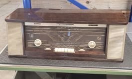 Philips Capella Reverbeo B7X14A – Röhrenradio