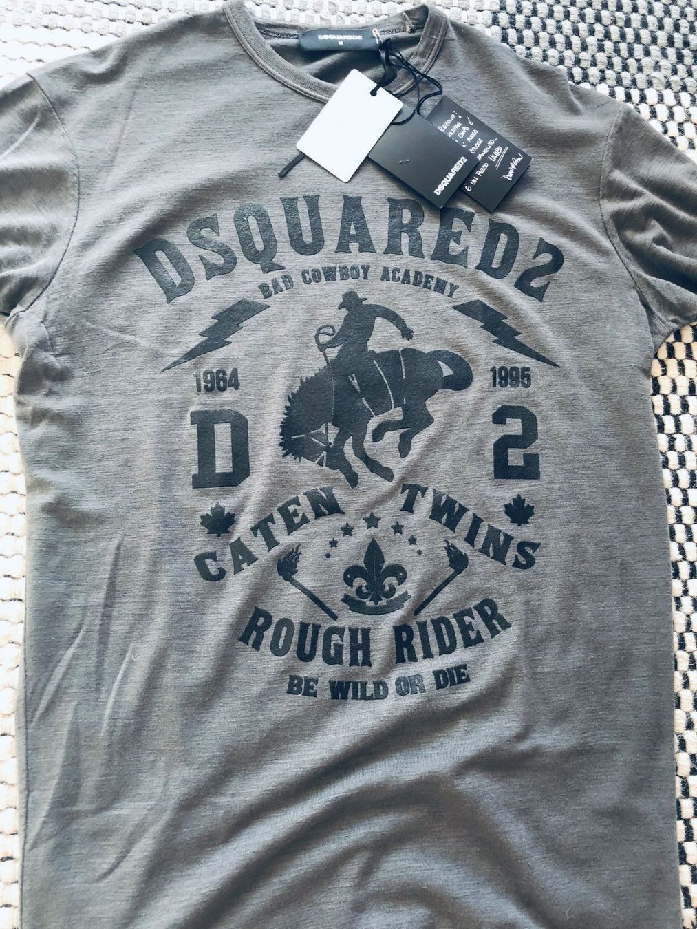 Dsquared2 T-Shirts: DSQUARED2  printed T-shirt Sz M – Neu und originalverpackt aus Lausanne von ipanema23 6