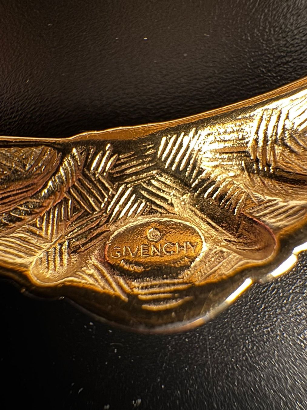 Givenchy Catenine: Givenchy Vintage Halskette Goldfarben Strass – Usato da Winterthur venduto da Dejv 3