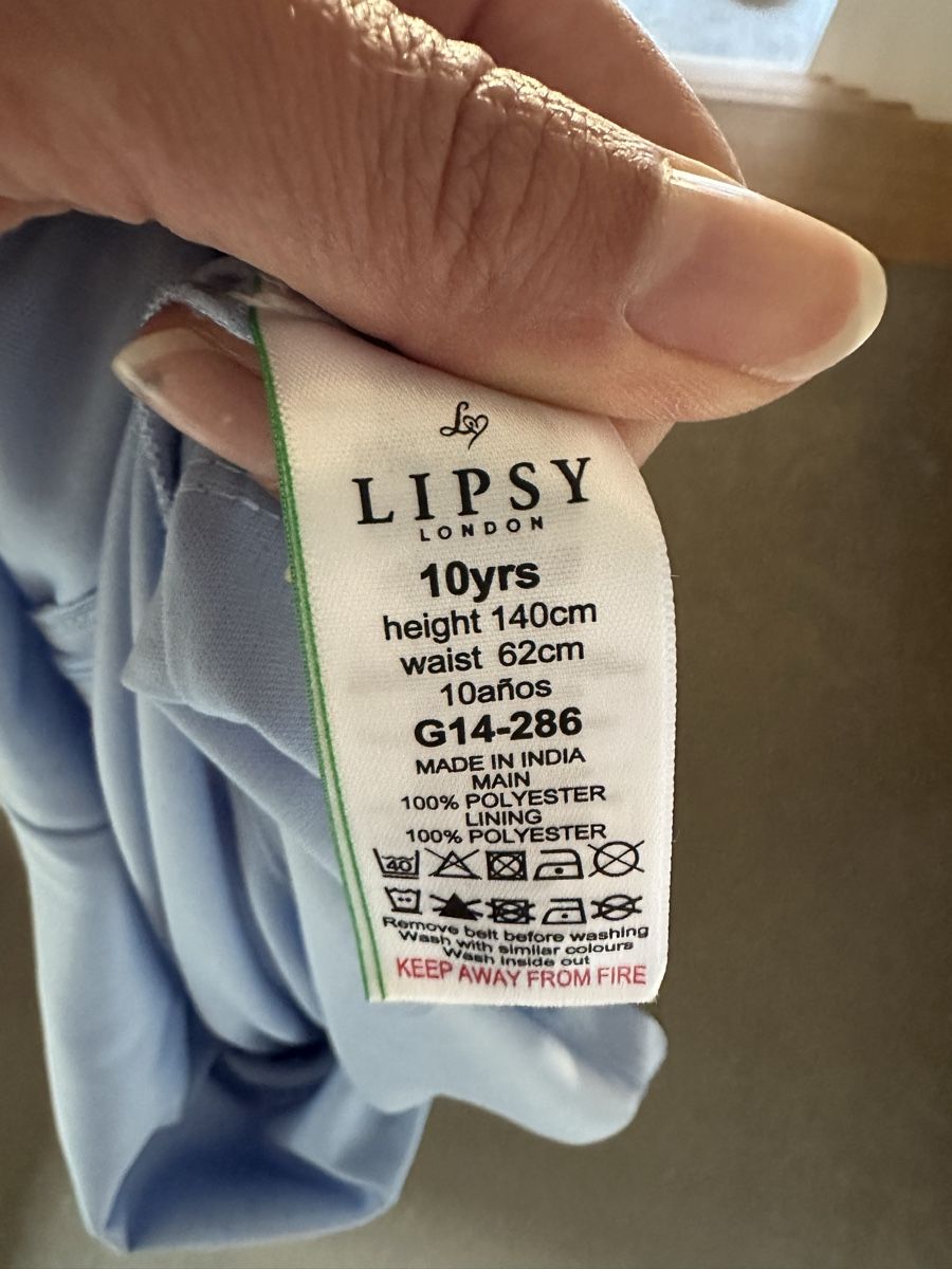 Vestiti & Gonne: Schönes Kleid von Lipsy – Nuovo (secondo la descrizione) da Unterstammheim venduto da Avril13 1
