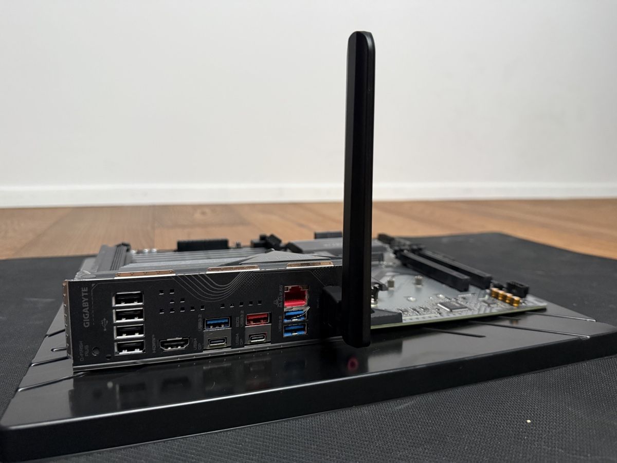 Gigabyte Schede madri: Gigabyte X870 EAGLE WIFI7 Mainboard / Motherboard – Usato da Basel venduto da Maxi-06 4