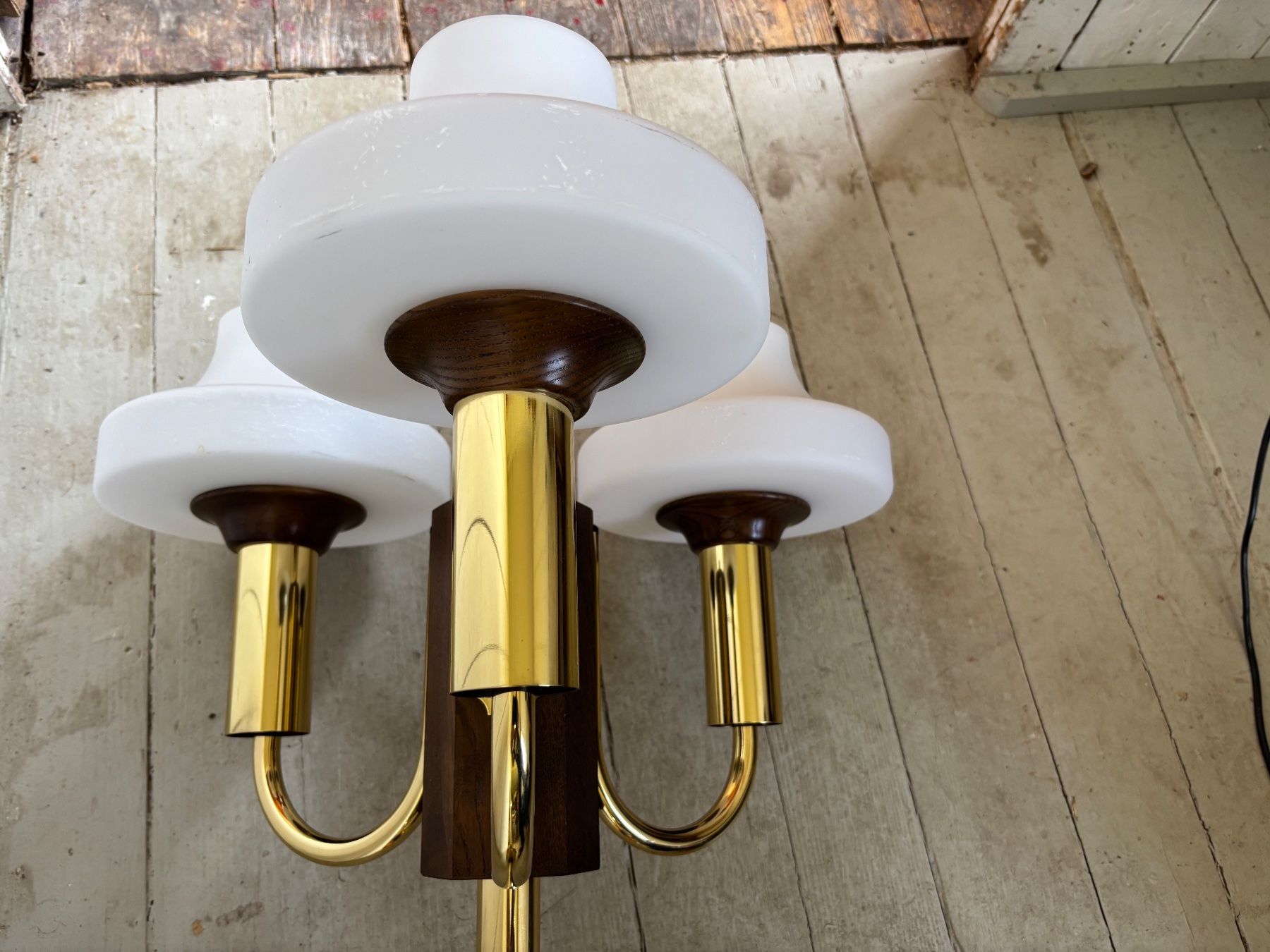 Lampade: Edle Stehlampe vintage Design  Messing/Glas/Holz – Usato da Hinwil venduto da DaniBachman 5
