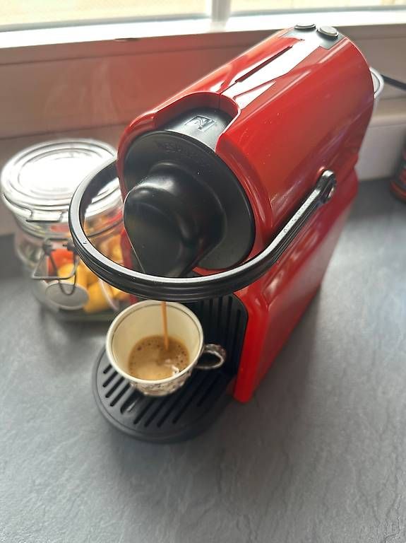 Macchine per caffè & Macchine per espresso: Kaffeemaschine original nespresso – Usato da Trogen venduto da nic_8566 1