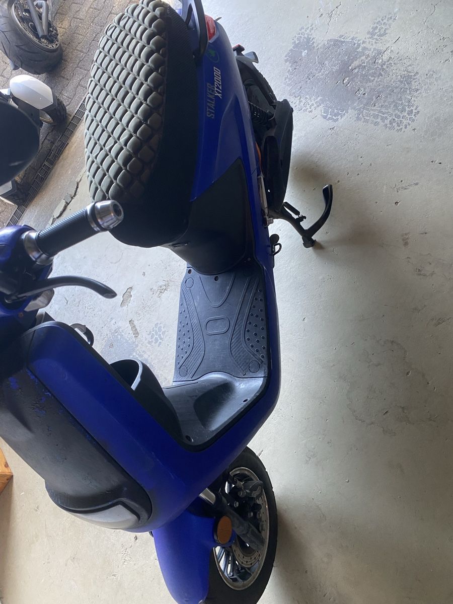 Voiturettes électriques: E roller XT2000 – D'occasion à Grellingen par OCC_ASION01 2