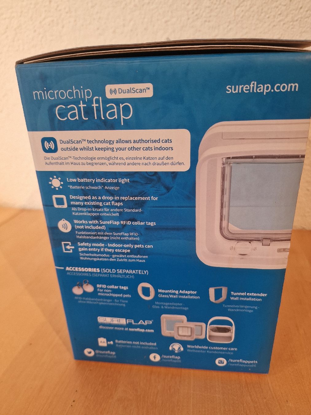 Gattaiole: Neuer SureFlap Katzenklappe Microchip DualScan  – Nuovo e nell'imballaggio originale da St. Margrethen SG venduto da Goldig 1