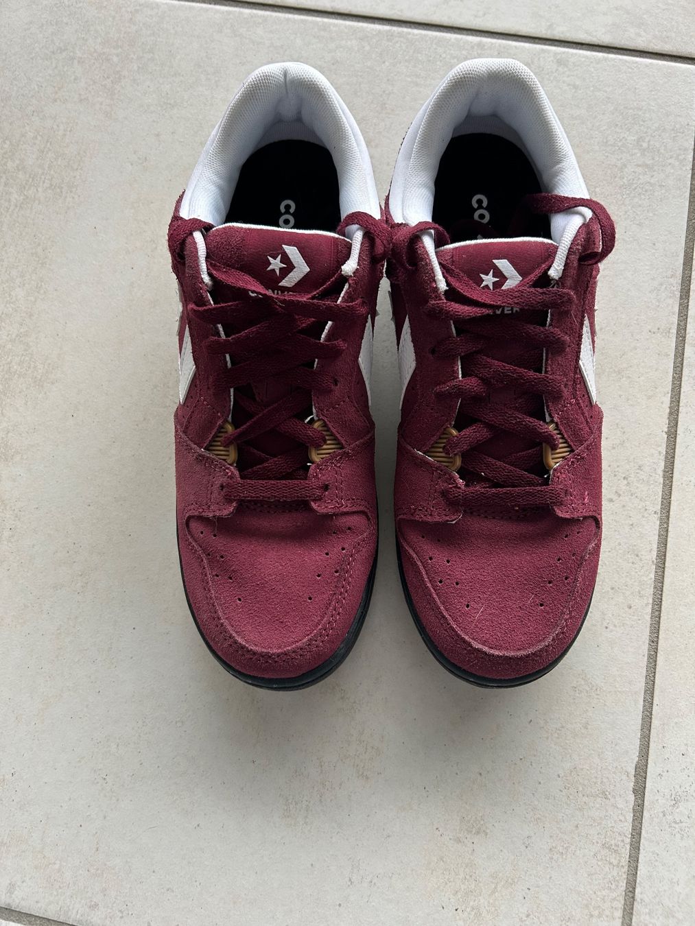 Converse Scarpe da donna: Une paire de basket Converse neuve – Usato da Courrendlin venduto da loko2910