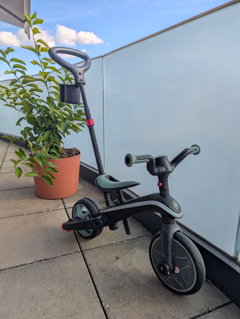 Globber Veicoli per bambini: Globber tricycle Explorer 4 en 1 – Usato da Châtelaine venduto da ana_6rg8 5