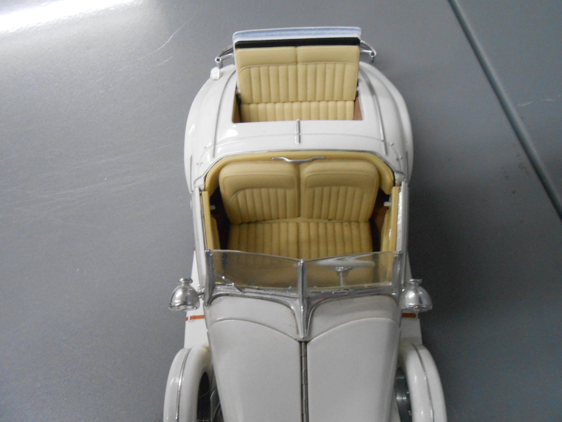 Kit di modellismo & Modellini statici: Mercedes Cabrio Oldtimer  Model aus Metall – Usato da Hittnau venduto da luxor3 6