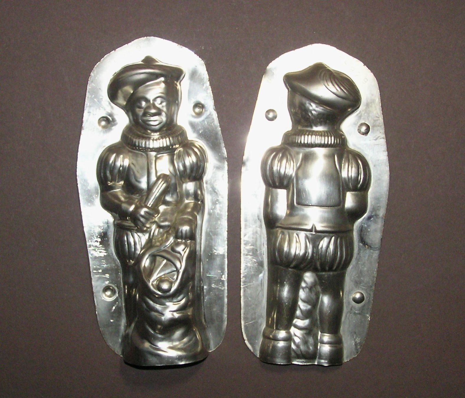 Teglie da forno: ALTE SCHOKOLADENFORM GIESSFORM SCHWARZER PETER – Usato da Grenchen venduto da Antique-hunter 4