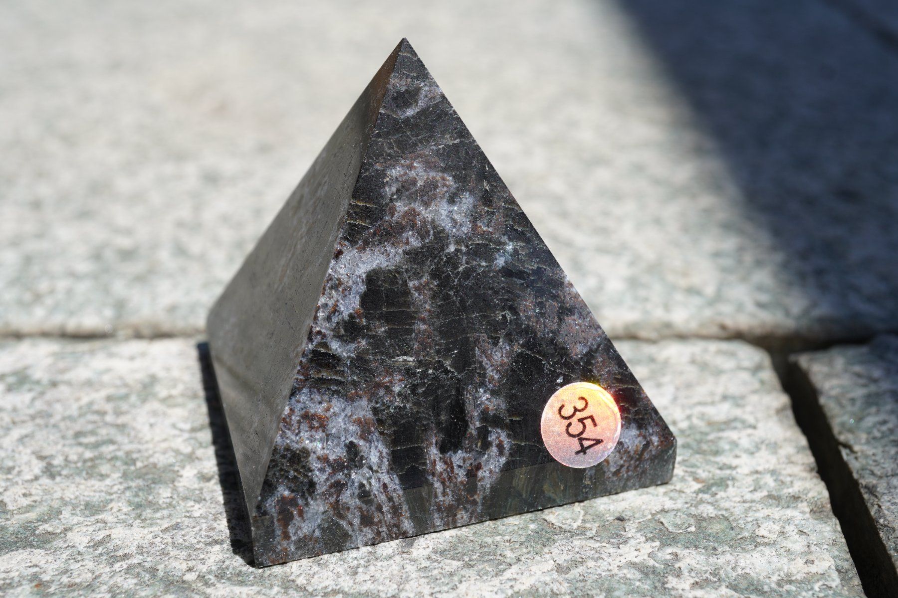 Minerali & Pietre curative: Astrophyllite Pyramid  Räumung       WOW    (1) – Nuovo e nell'imballaggio originale da Eschenbach SG venduto da topstone 4