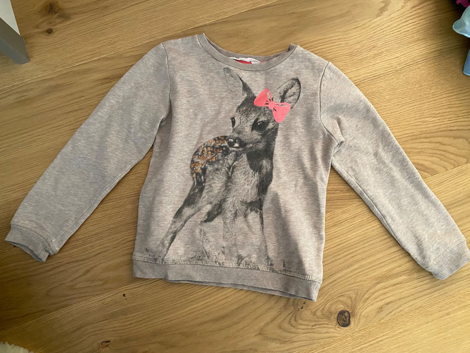 H&M Maglioni & Felpe: Herziger Reh Pullover H&M 110/116 – Usato da Einsiedeln venduto da PaedeK84