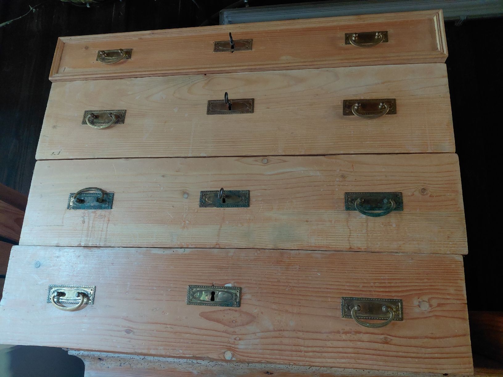 Cassettiere: Alte antike Schubladen  – Usato da Ennetbühl venduto da Marlon79