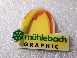 Ansteckpin 163: Mühlebach Graphic