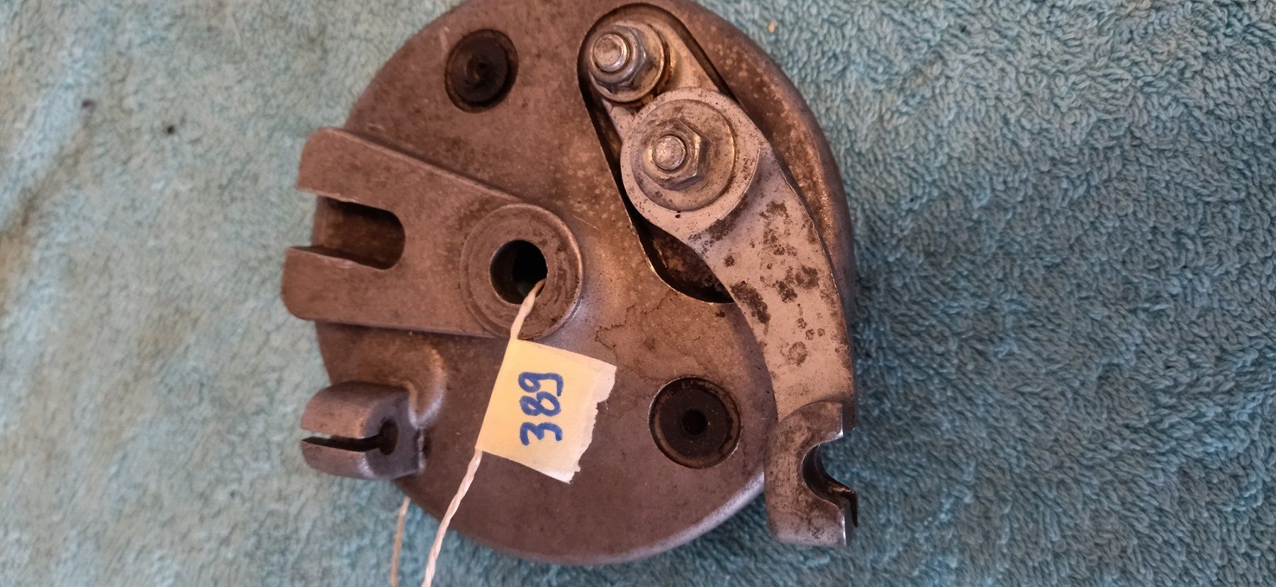 Sachs Mofa-Ersatzteile: Mofa Bremsankerplatte 105mm Durchmesser innen – Gebraucht aus Fahrni b. Thun von Bergers_occasionen