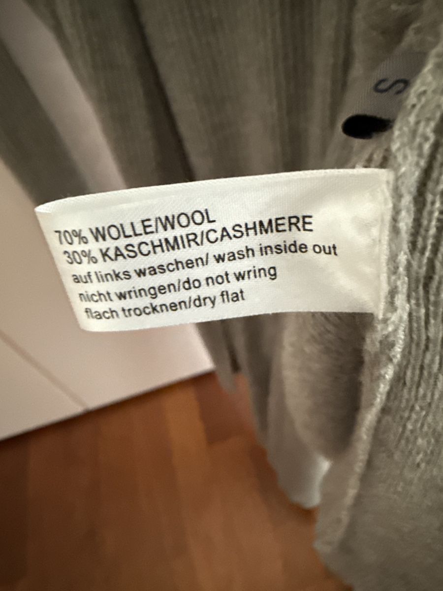 Lotti di vestiti: FFC 2 teile Gr. XS/S - Kleid und long Pull – Usato da Stäfa venduto da 6senses 3