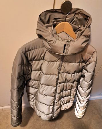 Gesteppte Übergangsjacke Grösse XL grau reflecktierend. Neu!