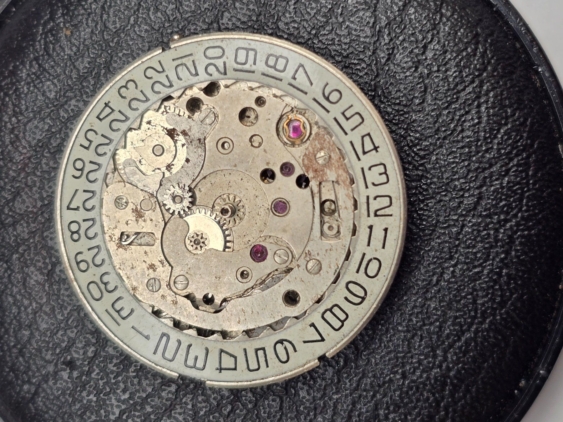Orologi: Mouvement PuW 1561 – Difettoso da Tramelan venduto da Nirdan