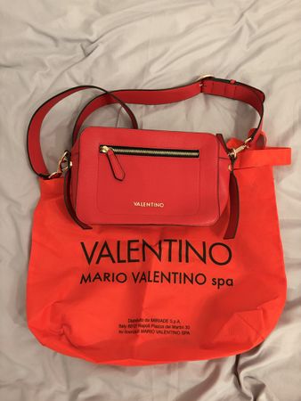 Mario Valentino Tasche rot Umhängetasche guter Zustand