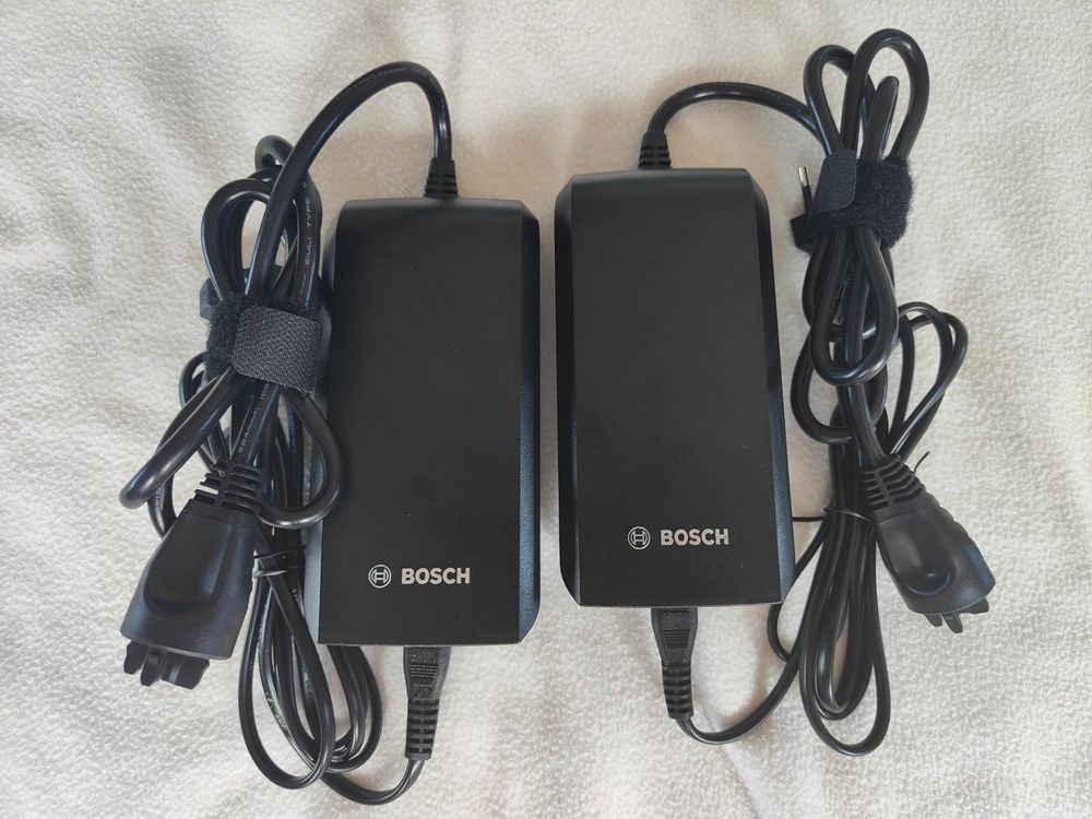 bosch-ebike-battery-charger-36-2-100-240-kaufen-auf-ricardo