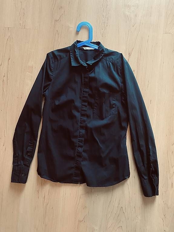 Blusen: H&M Hemdbluse. Grösse 34 – Gebraucht aus Feuerthalen von Sa1996