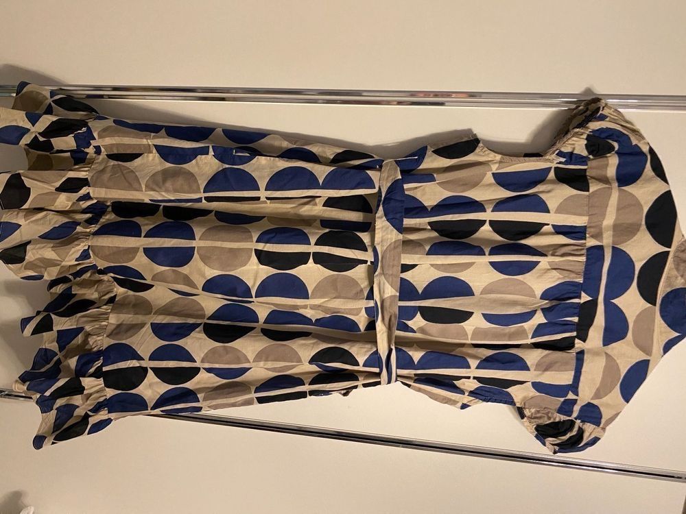 Robes: Kleid Hoss Gr38 – D'occasion à Basel par astwo 4