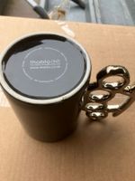 Thabto Tasse mit Schlagring-Griff -Ein echter Hingucker!Neu!