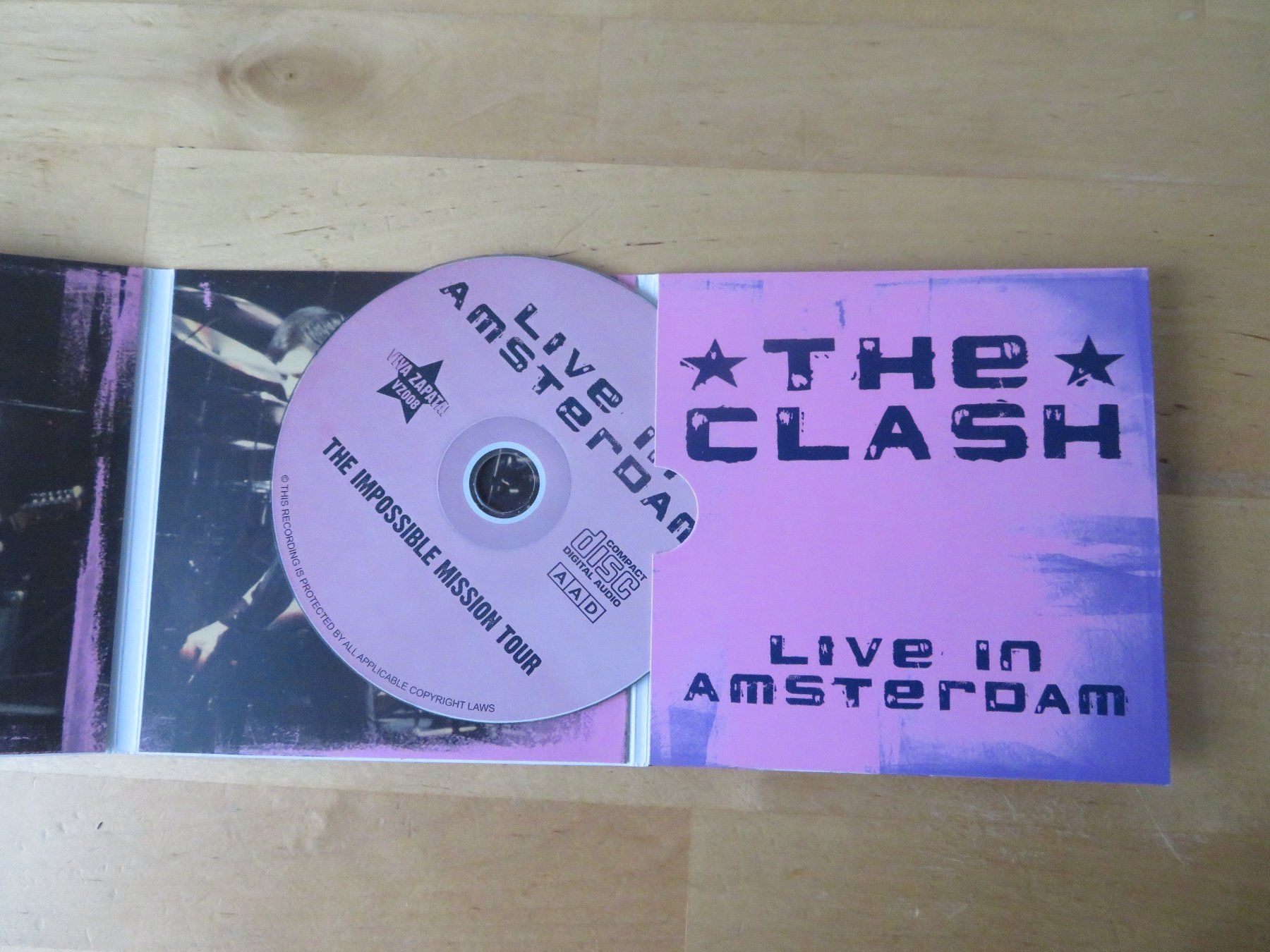 CD: THE CLASH "Live in Amsterdam" – Nuovo (secondo la descrizione) da zürich venduto da Goldimmund 3