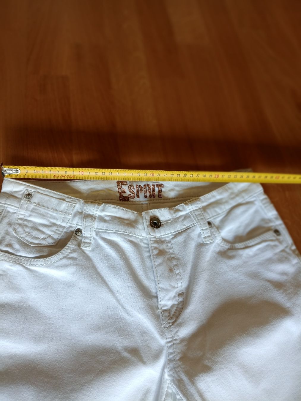 Esprit Pantaloni: Caprihose Esprit – Usato da Disentis-Muster venduto da Bix03 6