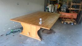 Grosser Holztisch 2.98 x 1.9 m