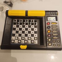 Saitek Electronic 4 in 1 - Schach, Dame, Top Mind, Line Up!