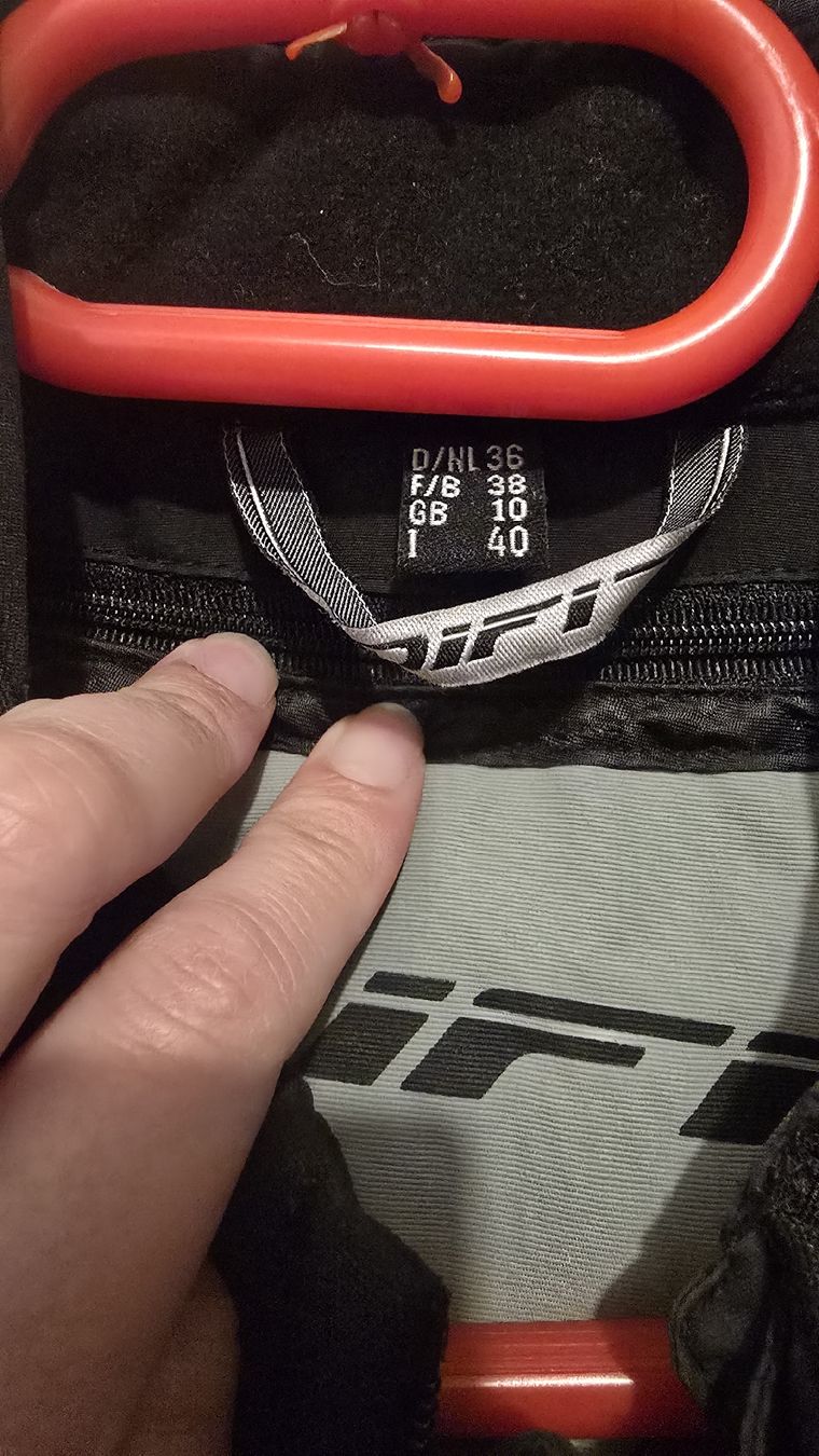 Vestes: Motorradjacke vo Difi – D'occasion à Rupperswil par Bella_ 1