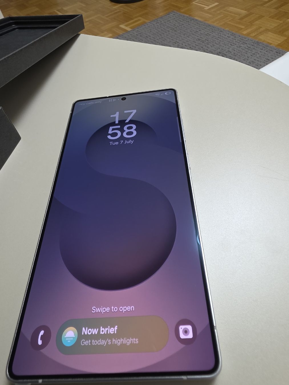 Samsung Handys / Smartphones: Samsung Galaxy S25 Ultra 512Gb – Neu (gemäss Beschreibung) aus Basel von Nora2020 5