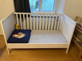Babybett weiss 70x140 Top Zustand inkl. allem Zubehör