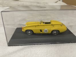 Ferrari kleiner Gelber