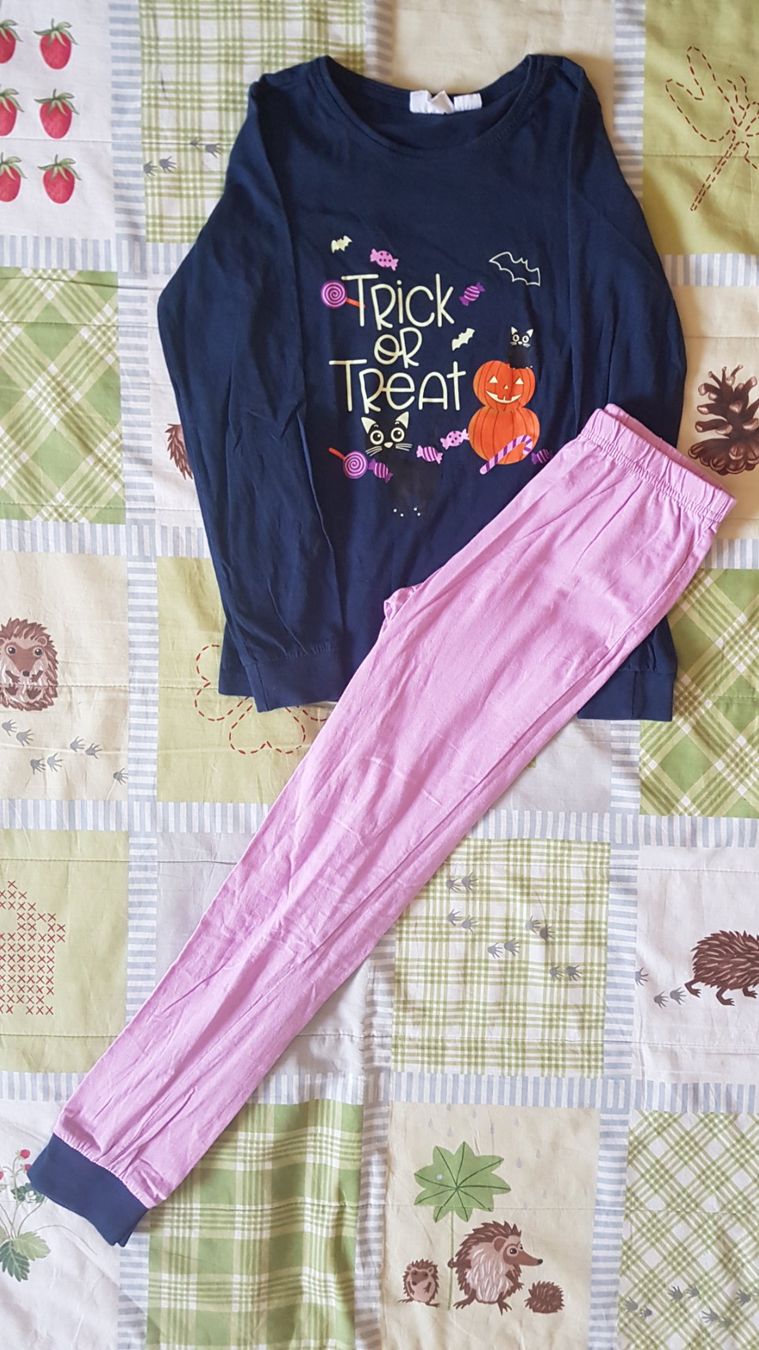 Pigiama & Simili: Halloween Pyjama Gr.134/140 – Usato da Luzern venduto da silvermoon12