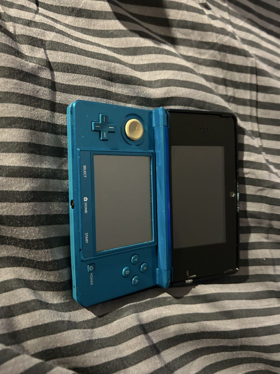 Nintendo Console: Nintendo 3Ds – Usato da Ried-Brig venduto da max_px2h 3
