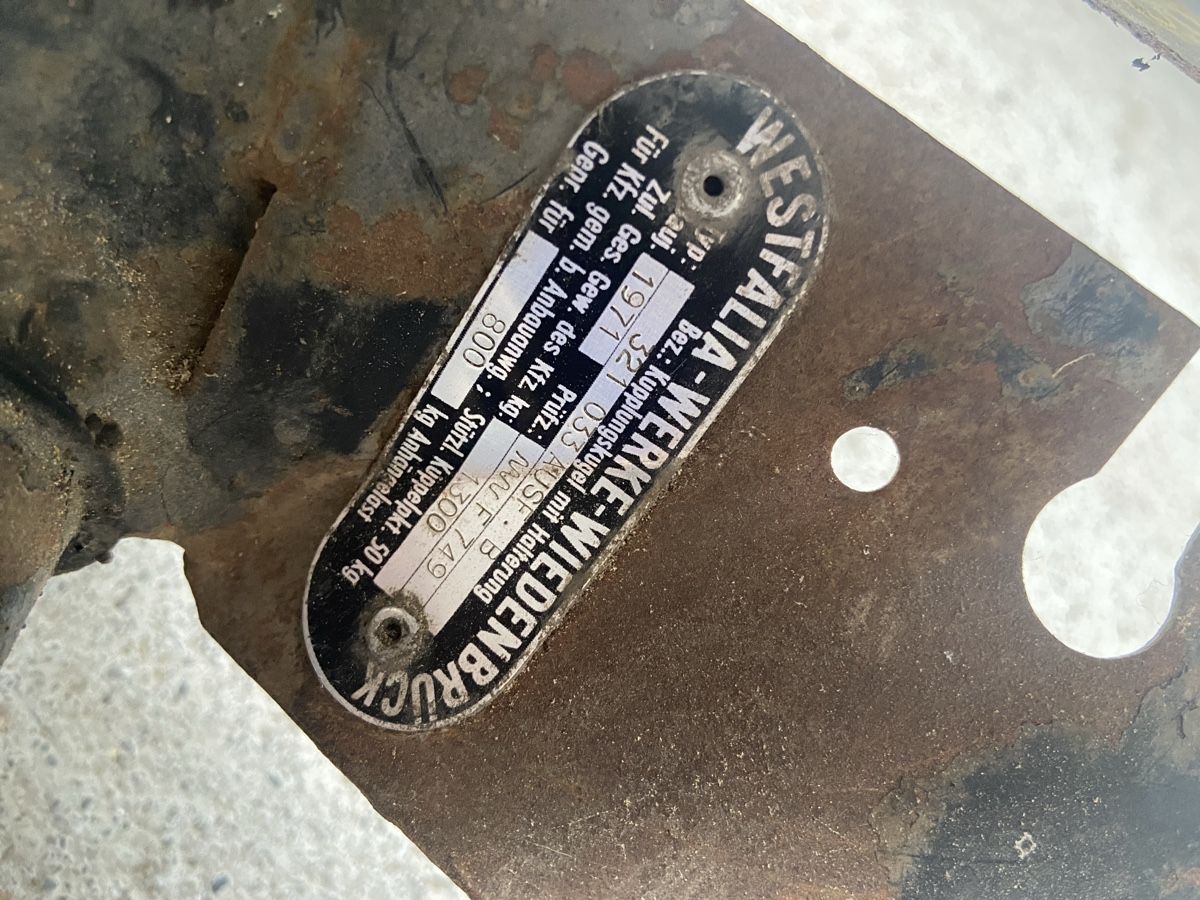 VW Ganci per rimorchio: VW Käfer Anhängerkupplung original Westfalia – Usato da Mollis venduto da oli888 1