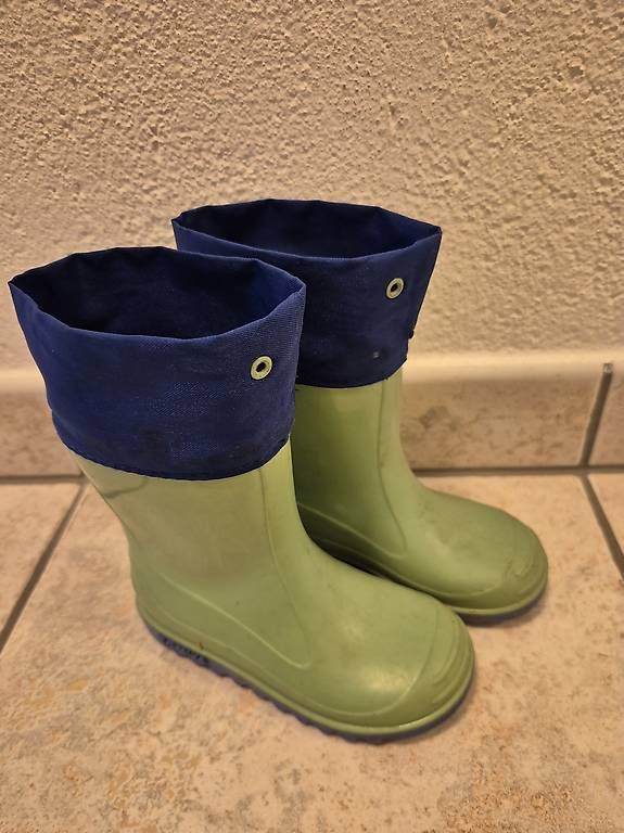 Scarpe per ragazzi: Gummistiefel Grösse 24 – Usato da Horw venduto da arco35 1