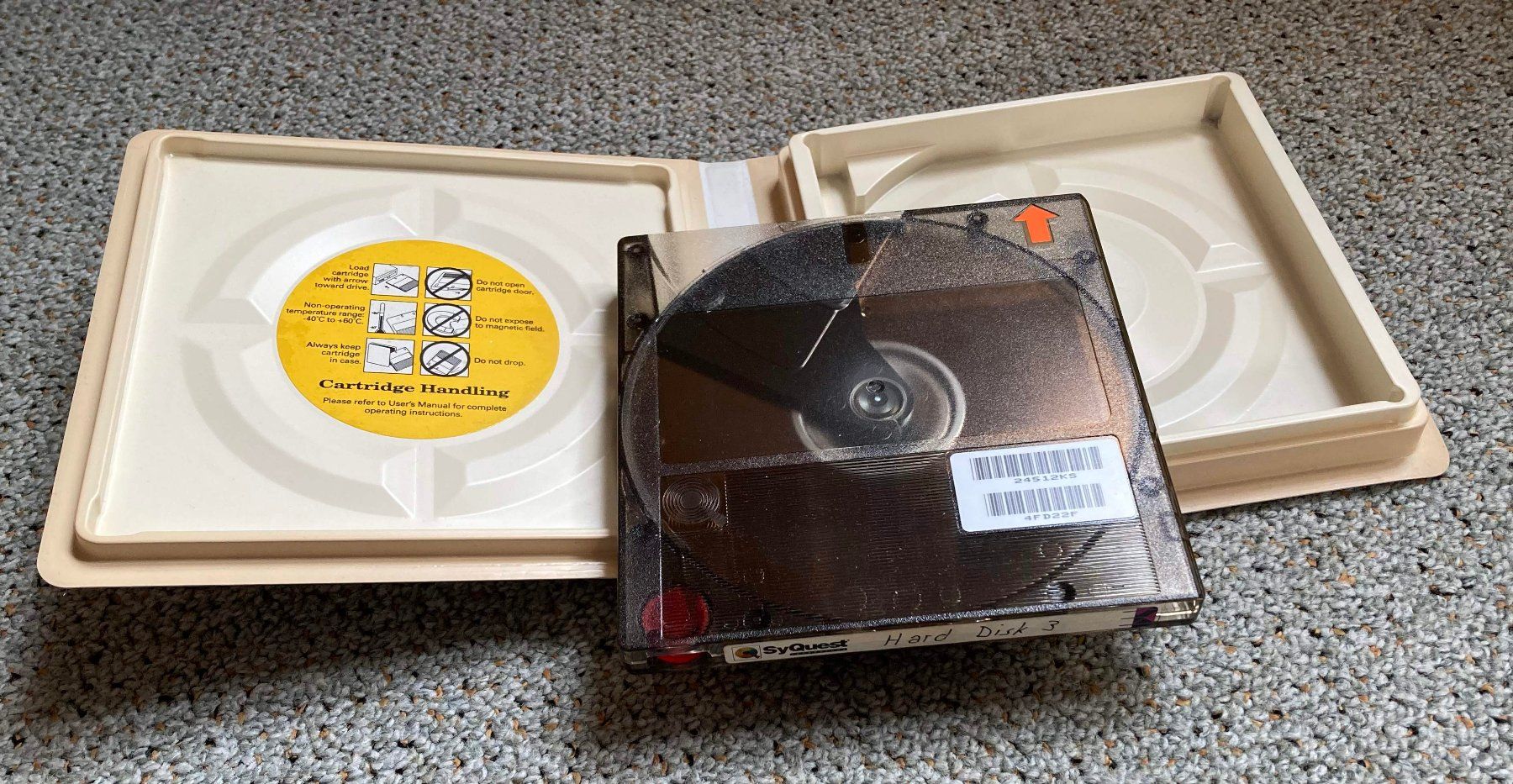 Disques durs: Wechselplatten SyQuest 44MB – D'occasion à Kirchberg SG par rob_zjc9 1