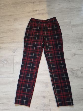 Karierte neue Hose gr 36 Rot/Schwarz,
