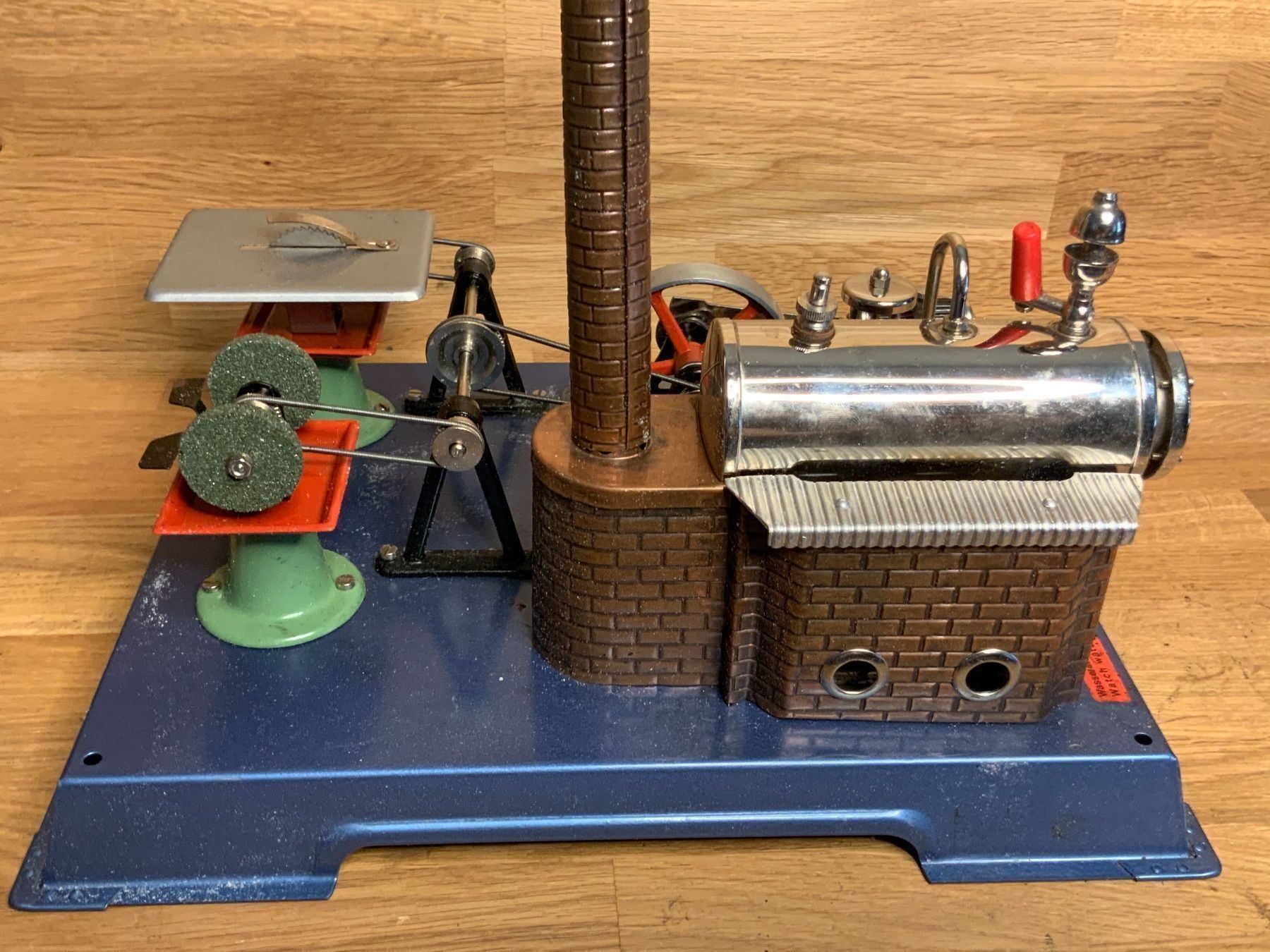 Kit di modellismo & Modellini statici: Dampfmaschine und Mechanik. – Usato da La Heutte venduto da Mikeller74 2