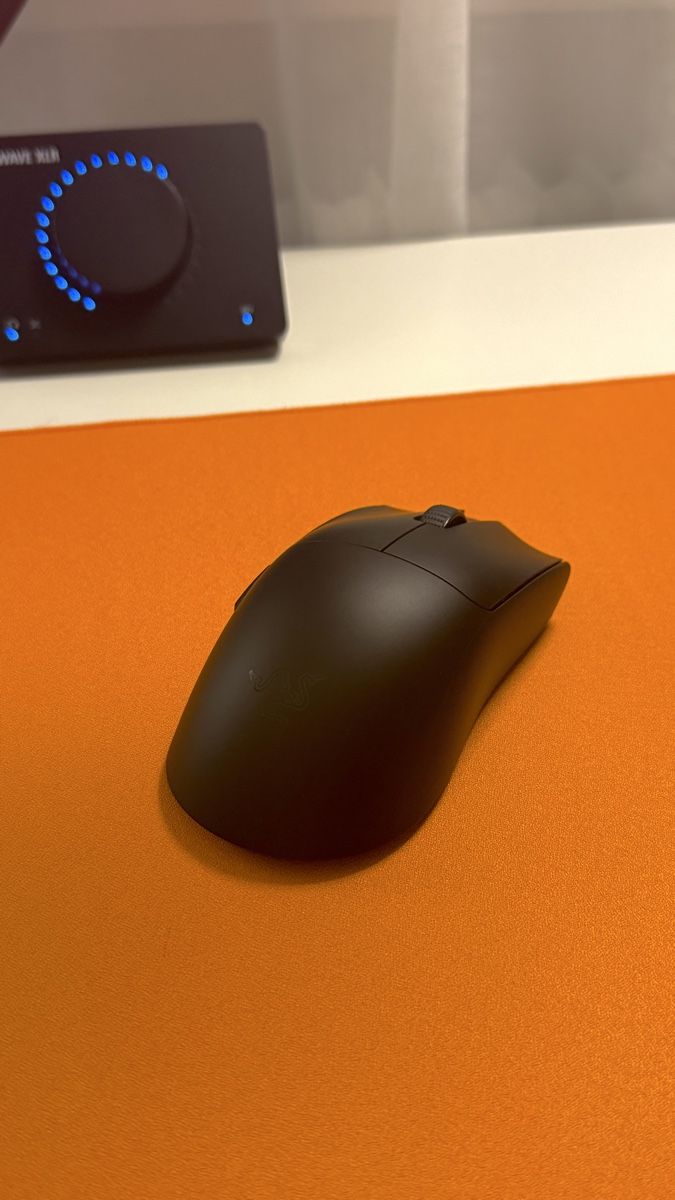 Razer Souris: Razer viper v3 pro – Neuf (Voir description) à Bouveret par hav_2xyc
