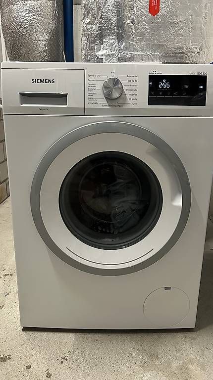 Lavatrici: Siemens iQ300 Waschmaschine – Usato da zürich venduto da WischiWaschi68
