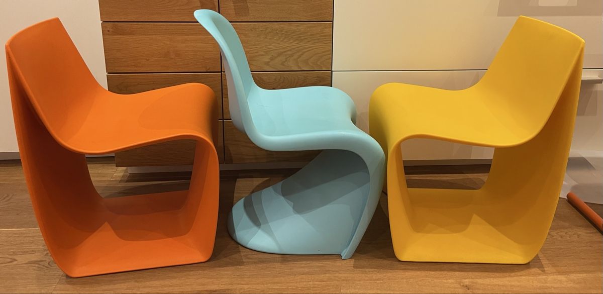Sedie: Vitra und  Cazzaniga Kinderstühle – Usato da Niederlenz venduto da Stella.2222
