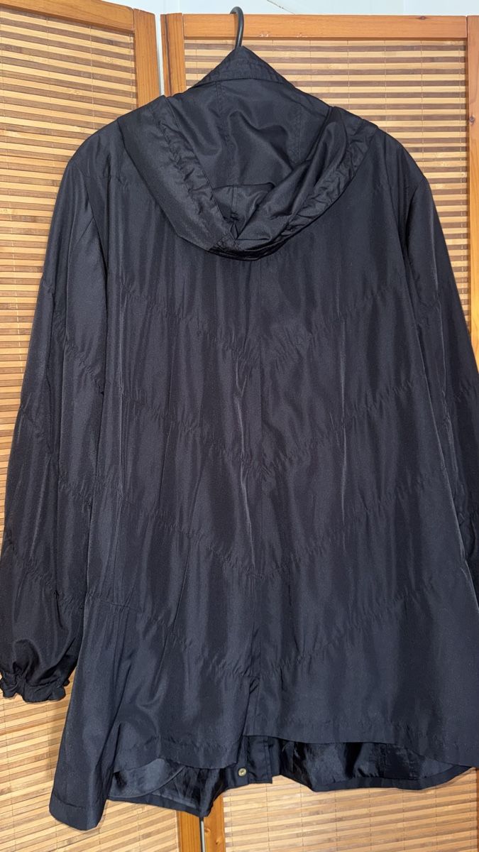 Giacche: Regenjacke Damen 44 – Usato da Gümligen venduto da morticiaaddams 2