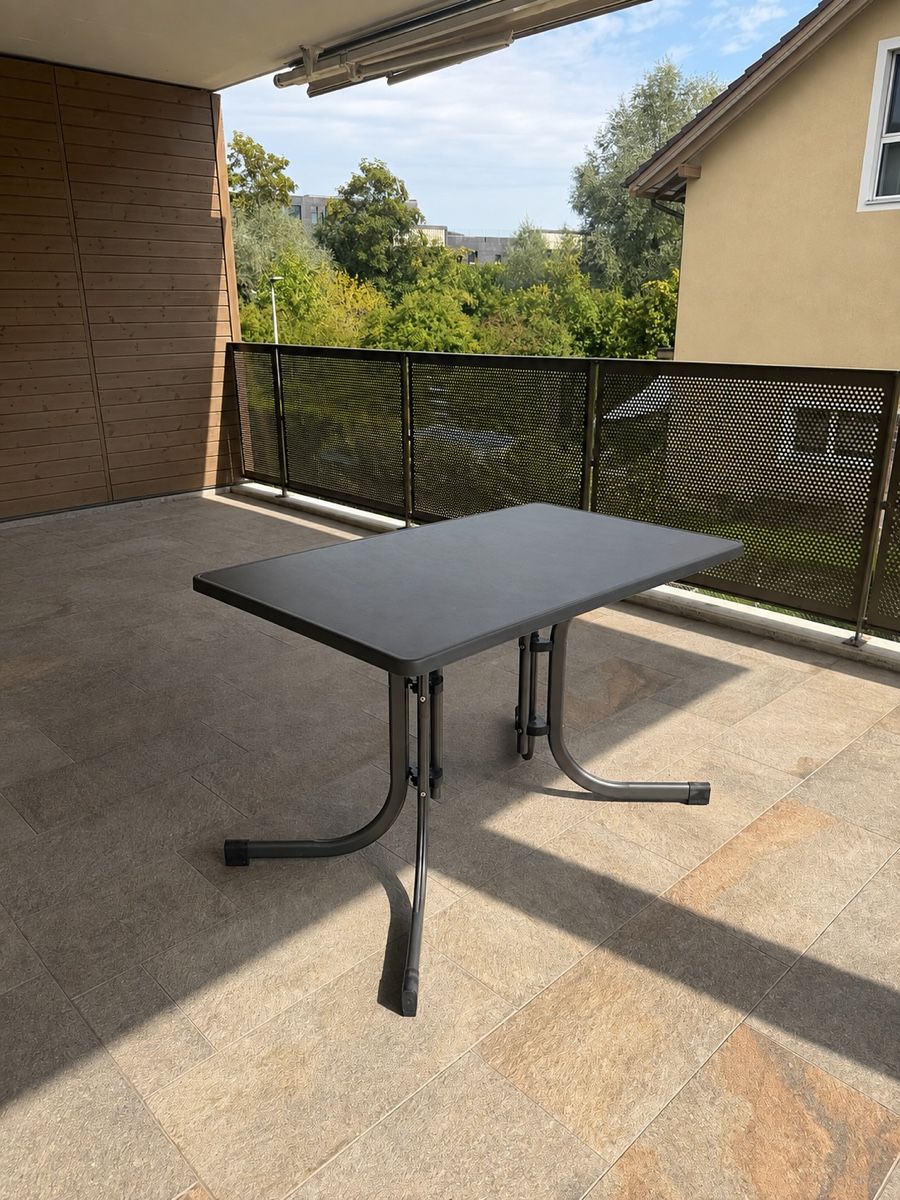 Tables: Gartentisch rechteckig – D'occasion à Brittnau par KimZinniker