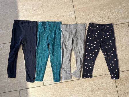 (Räuber-)Leggins 92/98 jako-o&next mit löcher. 