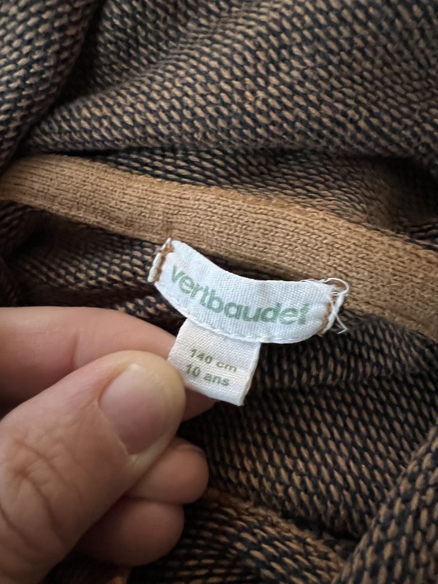 Maglioni & Felpe: Brauner Feinstrickpulli Gr. 140 Vertbaudet (entspricht 134) – Usato da Aarau venduto da Tam6 5